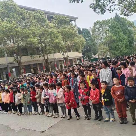 【幼小衔接】参观小学初体验、幼小衔接促成长——岩口镇幼儿园参观小学活动