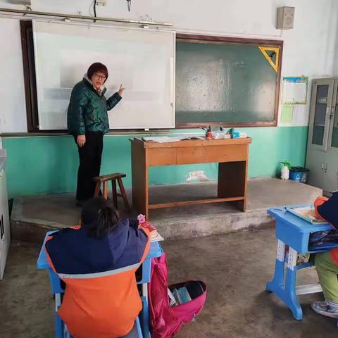 “语”我同行，“研”续成长——黄南小学语文公开课展示