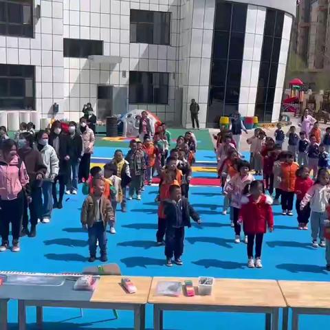 播种春天，收获希望--乐都区碧水园幼儿园大三班种植活动