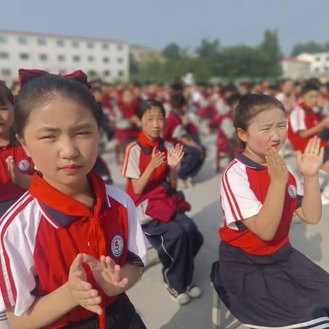 开封市仙人庄小学——“奋进新征程  争做好队员”新生入队仪式暨六一文艺汇演