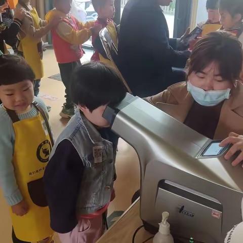 万象幼儿园适应之家体检活动