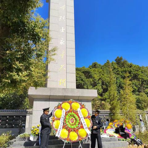 中共昆明市晋宁区市场监督管理局党组开展“传承英烈精神 奋进伟大征程”清明祭奠英烈活动