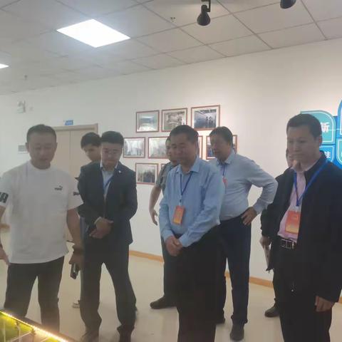 区人大党组副书记、副主任徐俊山就科技成果转化工作进行联动监督