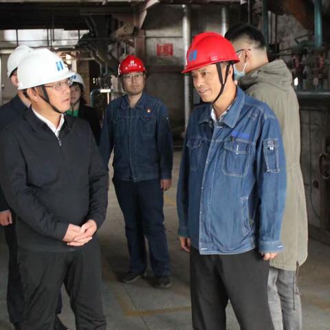 陈巴尔虎旗旗委书记赵建波一行到东海拉尔发电厂陈旗热力项目部调研