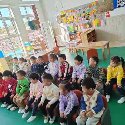 香河县第三幼儿园科学小课堂—会站立的鸡蛋