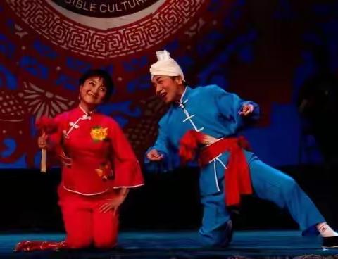 【附中学子这样过暑假】走进传统剧目河曲县二人台———忻州师范学院附属中学初12班秦嘉璐暑假活动小记