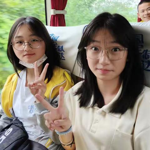 弘扬家国情怀，共向美好未来—璧山区青杠初级中学赴816小镇研学之旅