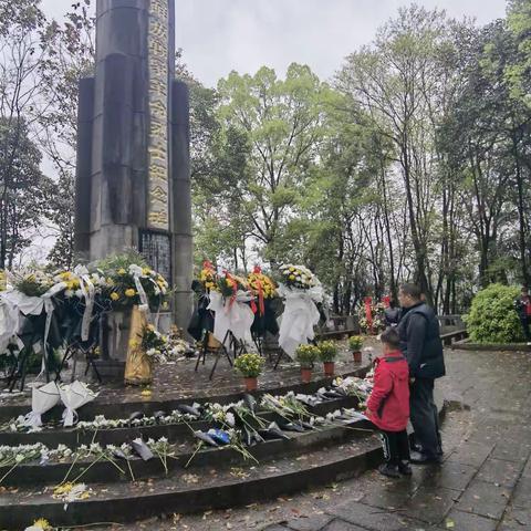 清明时节雨纷纷，路上行人欲断魂