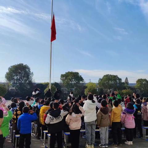 最美表彰树榜样，逐梦前行再远航——陡岗镇中心小学文锦校区最美学生表彰大会