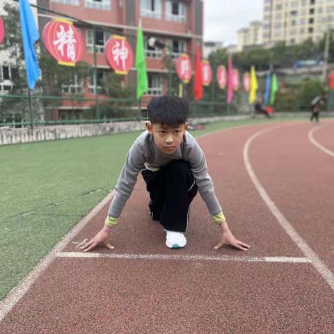 青龙小学春季运动会———拥抱春风，肆意成长