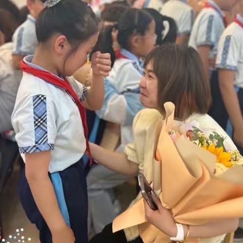 “妈妈我想对您说……”馨桥园小学母亲节活动报道