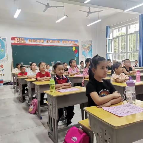 腹有诗书气自华-七小教育集团铁克其乡中心学校推普周系列活动