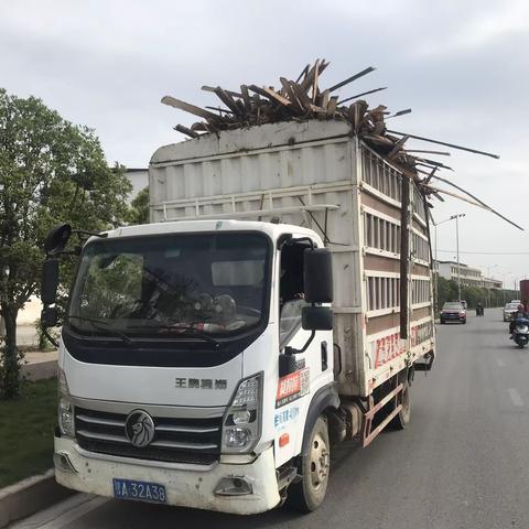 综合执法三支队机动中队一周工作小结（5月4号~5月12号）