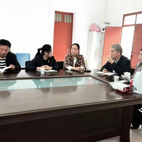 省奶业协会来泾调研近期奶业形势