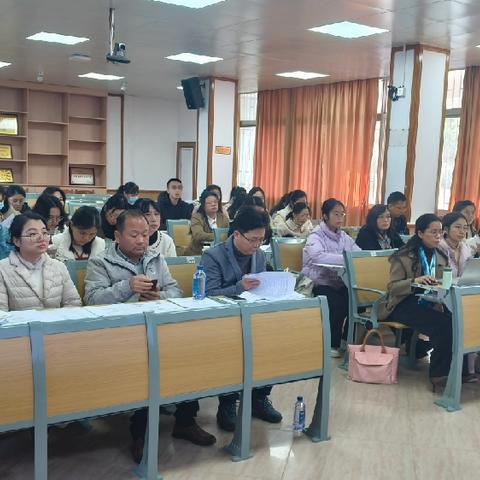 “数”业有专攻，“研”思共前行 ——记2024年博罗县小学教师教学教研优秀成果展示、推广活动（小学数学）