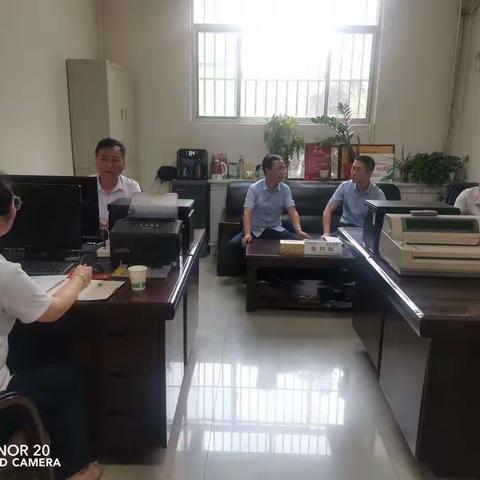 信心满怀目标坚定，不畏酷暑全员迎战