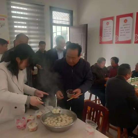 浓浓党群情，孝善饺子宴