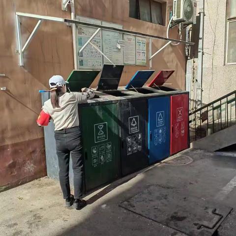 【碑林区长乐坊街道】兴庆社区开展垃圾分类工作督导