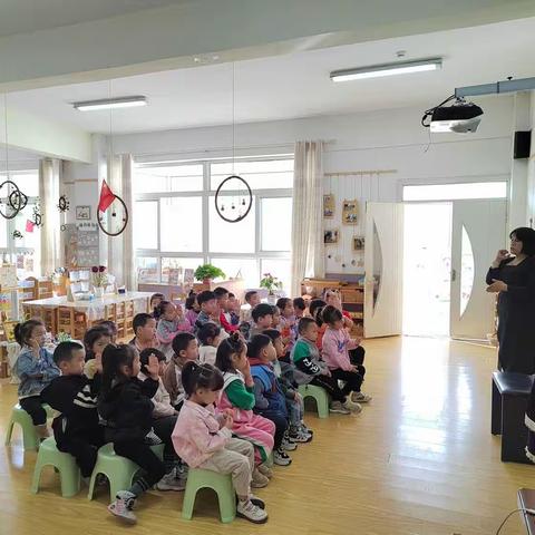 “邂逅秋景  趣润童心”—宿迁高等师范学校附属幼儿园中五班亲子秋游系列活动