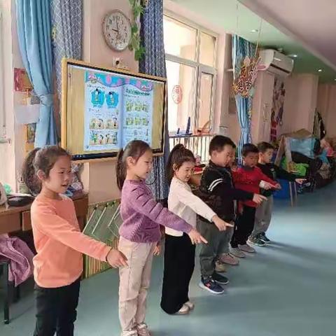 金鼎华府幼儿园大班四月第一周精彩瞬间