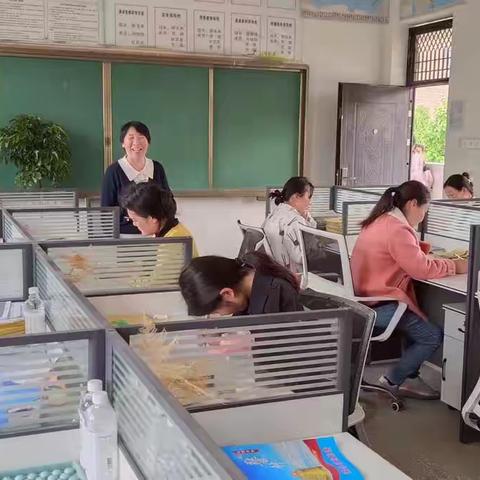 消防在我心 安全伴我行——郑集乡后张小学消防安全演练