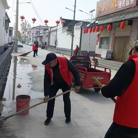 “乡村清洁日”绽放西水寨村新颜