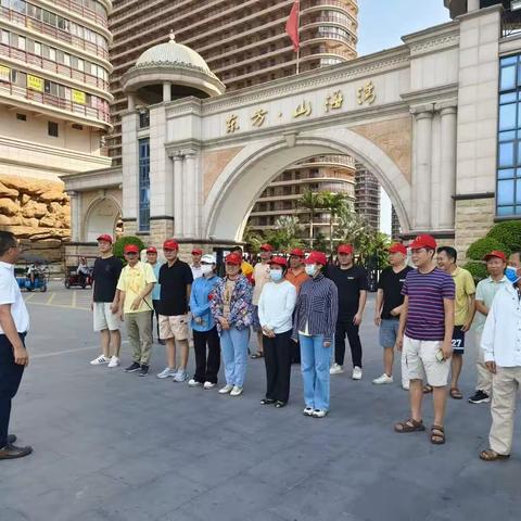 市交通运输局集中开展文明交通专项整治宣传活动