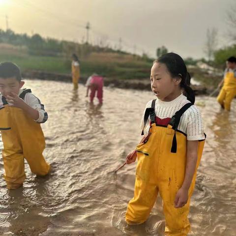 五洲观澜实验小学薛钰颖～快乐的周末时光