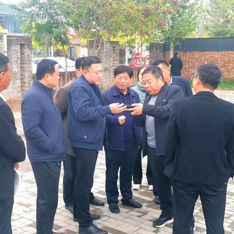 大名县县委常委、统战部长苗振华带队到民族乡镇召开民族村现场办公会