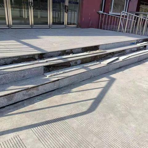 【依兰服务区】安全工作不放松 服务质量稳提升