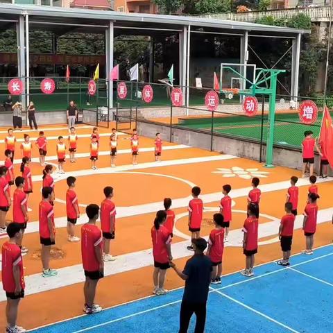 景德镇市体育中心武术训练基地开展庆“八一”德育主题系列活动