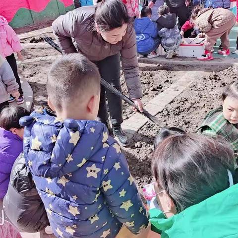 半日相约，共见成长——小神童幼儿园月亮班家长开放日