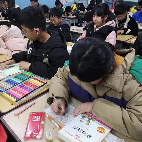 让图书漂流，让书韵飘香——外国语小学六三班图书漂流活动纪实