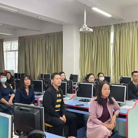 展专业魅力，赏教师风采——西区中心小学举办青年英语教师教学能力模拟赛（中）