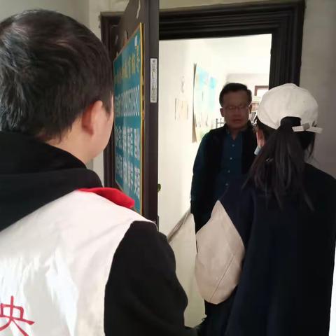 【大明宫街道泰和御景豪庭社区】服务基层化民忧