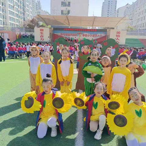 我们的戏剧表演二八班