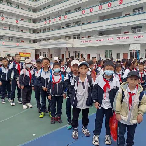 “不负春光、收获快乐、助力成长”———记华斯顿外国语小学301班春季研学活动