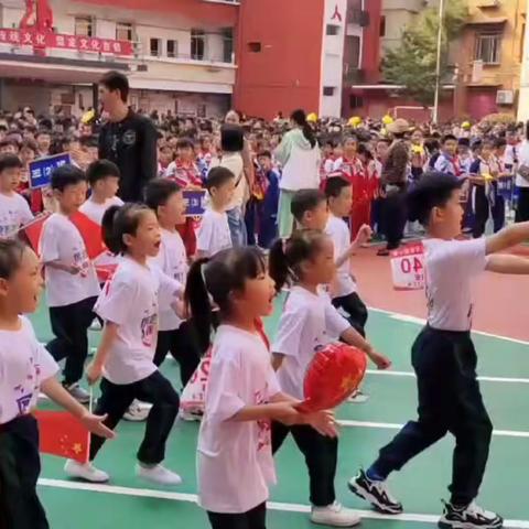 年少露风华，运动展风采——浔阳区外国语实验小学二四班运动会