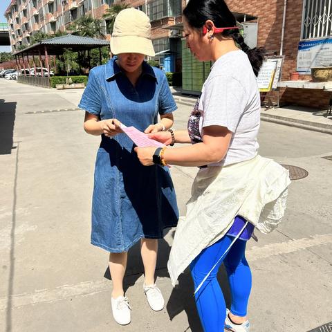 佳柳小区积极响应垃圾分类三支队伍建设