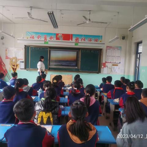 教而有思，研而先行——峄城区青檀中学小学部语文组教研