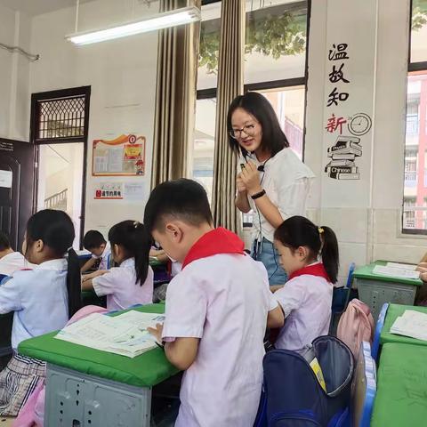 甘为教育献青春，志为教育到白头——上饶市第二十小学校级优秀教师余子悦