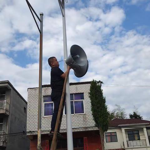 广信区分公司开展应急广播落地督导工作