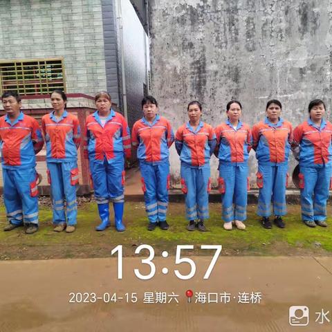 2023年4月15日，东山片区保洁员在41队人居环境卫生整治作业