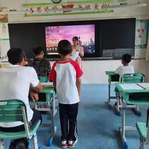 双向奔赴，共筑未来——神木市西沟小学举行期末家长会