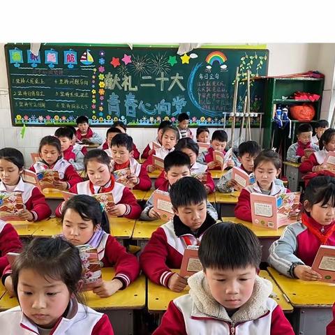 春光无限好 读书正当时        ———尉氏县实验小学二（8）班读书活动