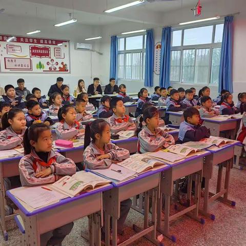 张寨镇中心小学数学“对分课堂”赛课活动