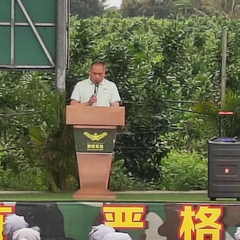 2023.六年级军训精彩展示！