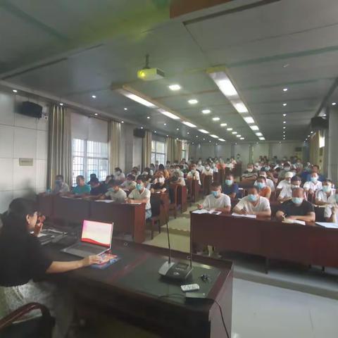 乌烈镇学校召开“护苗”专项行动暨学校安全稳定工作推进会