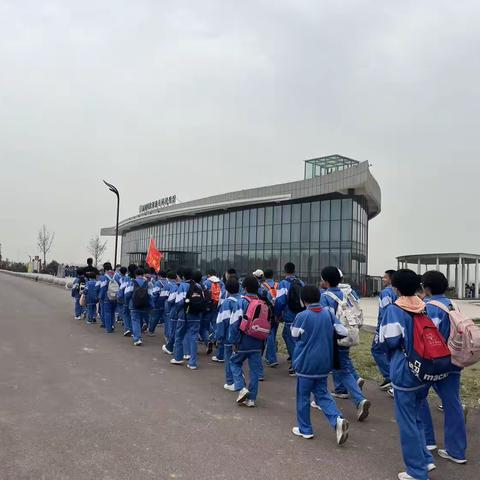 “天地英雄气 千秋精忠魂”安阳七中—七年级8班研学之旅