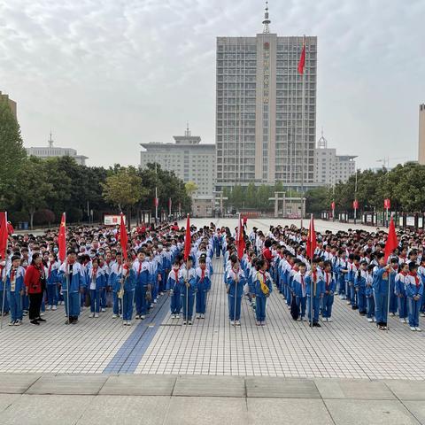 砥砺前行 不负韶华  新区学子五年级部远足行